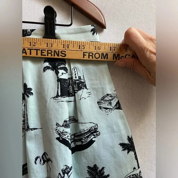 Twik vintage car mini cotton pleated skirt Sz L - Picture 7 of 8